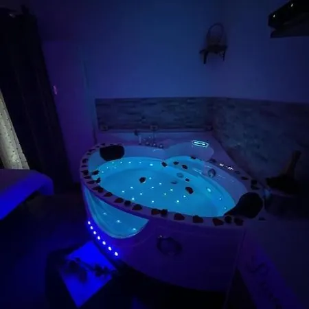 Le Spa Love Cocon Apartment *
